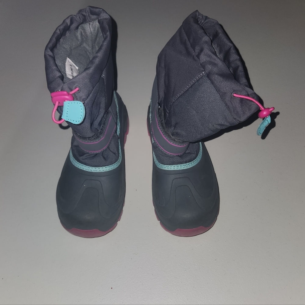 Kids Thermolite Waterproof Winter Boots in Gray, Pink & Teal Size 3